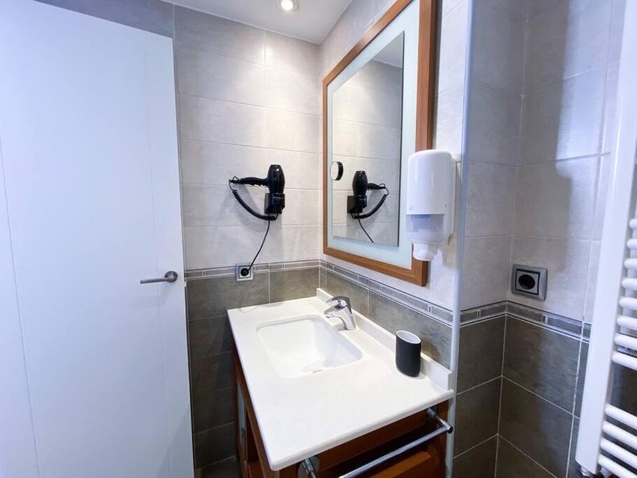 Espectacular Apartamento Con Vistas En Escaldes - 10Min Caminando Al Centro - Parking Gratis L By Bonesvacances Kültér fotó